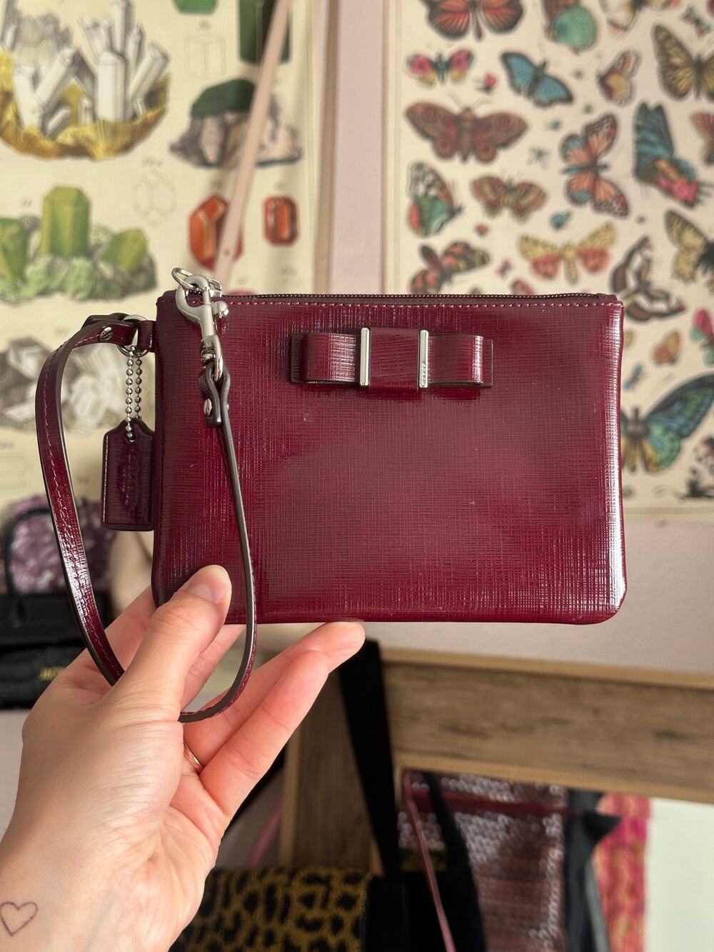 Coach Wristlet Patent Leather F52137 Maroon Burgundy Bow Small Handbag Sherry